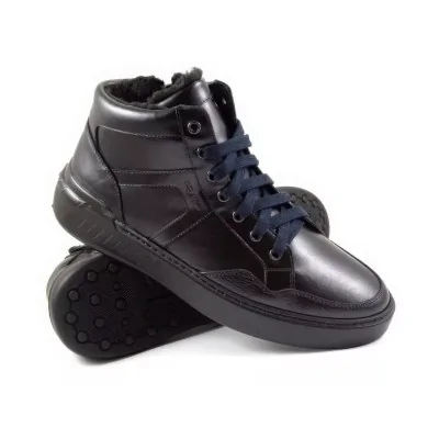 trzewiki sportowe czarne ocieplane