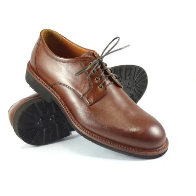 Orzechowe buty casual męskie ze skóry naturalnej na lekkiej piankowej podeszwie