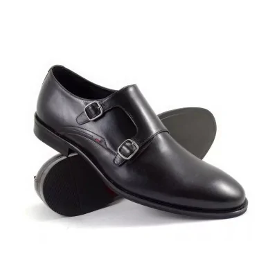 Eleganckie czarne skórzane monki double monk z podwójną klamrą i gładkim noskiem